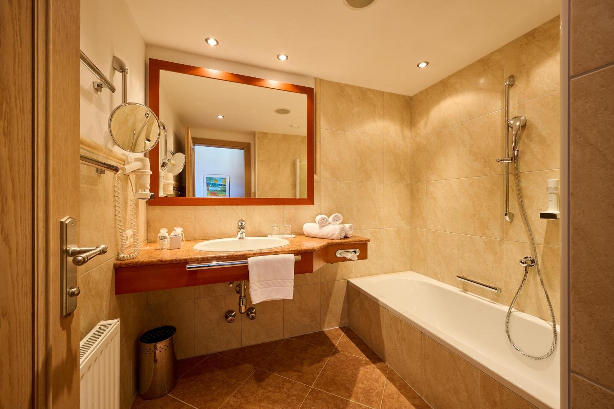 Landhotel Schermer Βέστεντορφ Εξωτερικό φωτογραφία